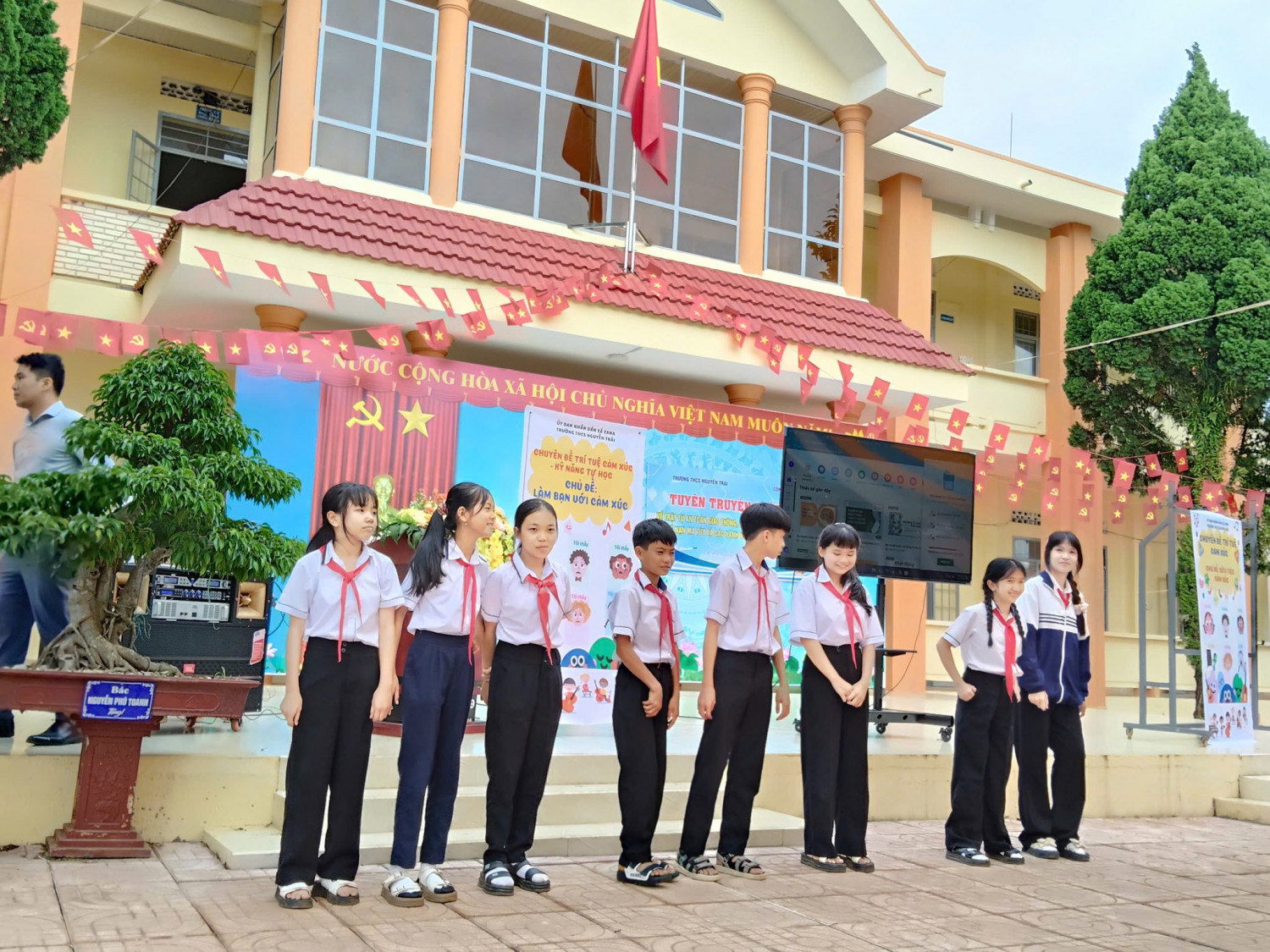 Làm bạn với cảm xúc